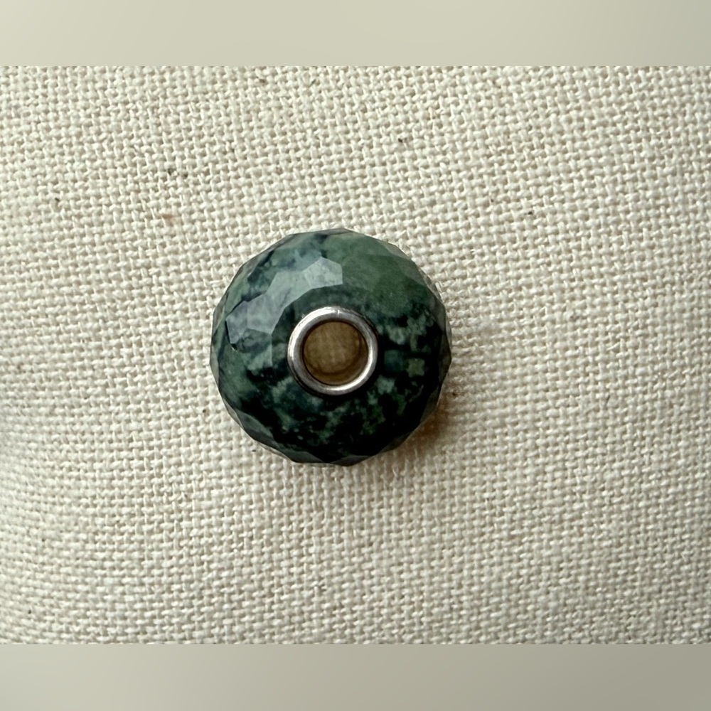 Trollbeads Green Jasper Bead *RETIRED* - Picture 4 of 5